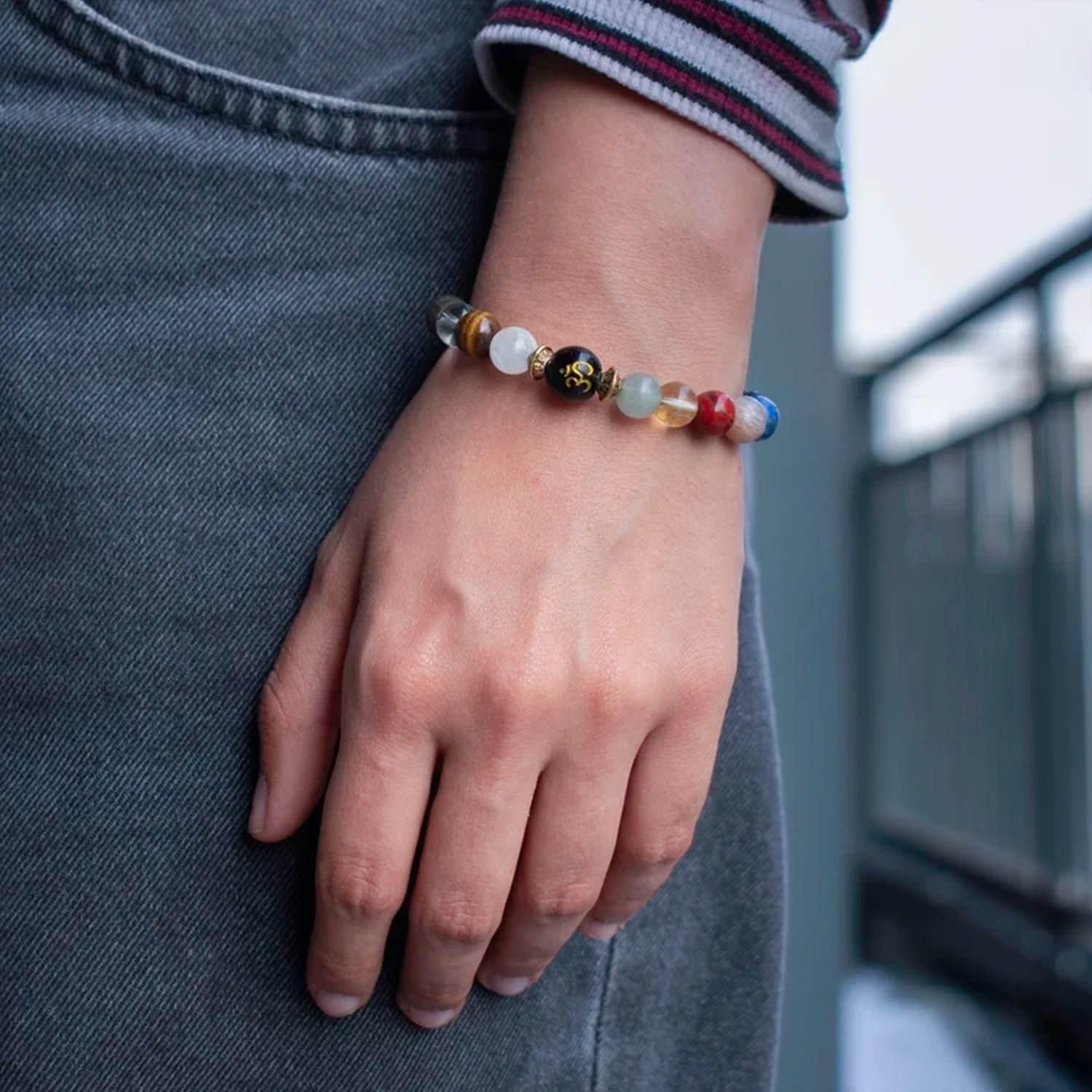 Natural Beads Om Bracelet – Spiritual Energy & Mindfulness Accessory